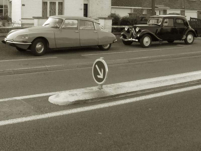 Vues dans la rue par hasard - Page 2 Dtrac0